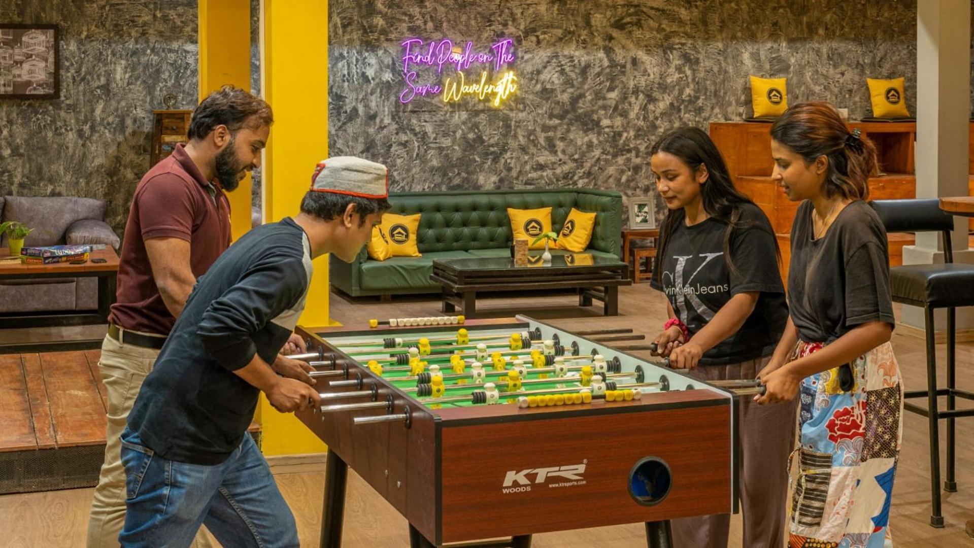 The Hosteller Delhi ニューデリー エクステリア 写真