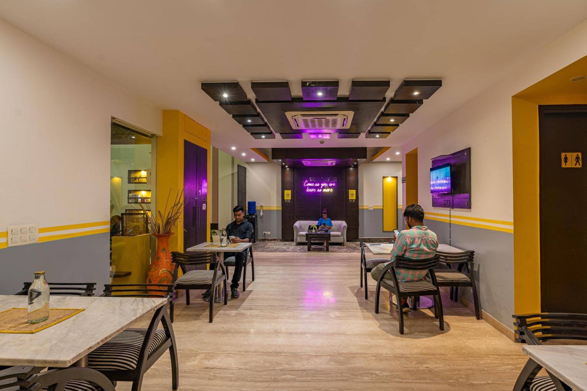 The Hosteller Delhi ニューデリー エクステリア 写真