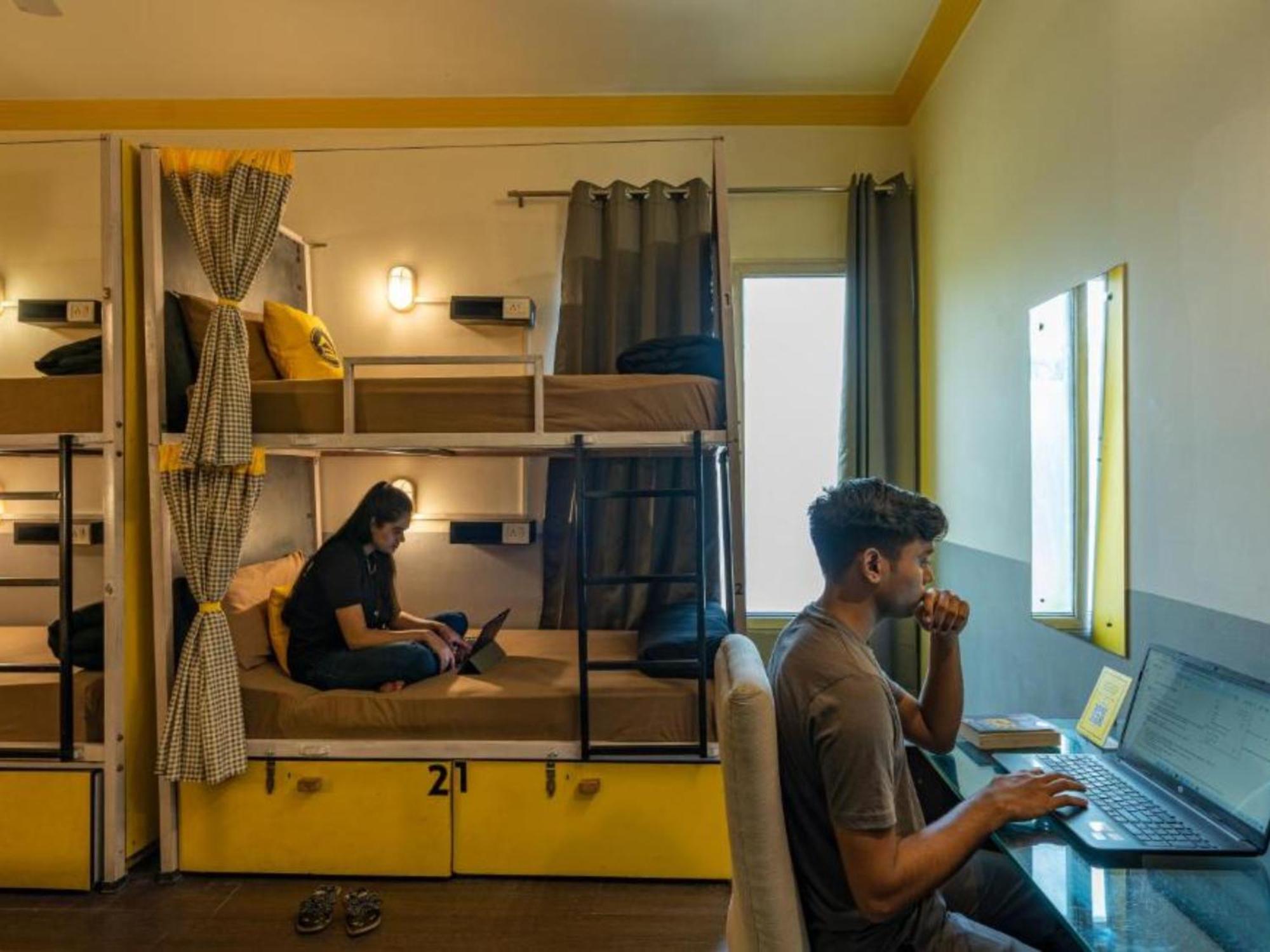 The Hosteller Delhi ニューデリー エクステリア 写真