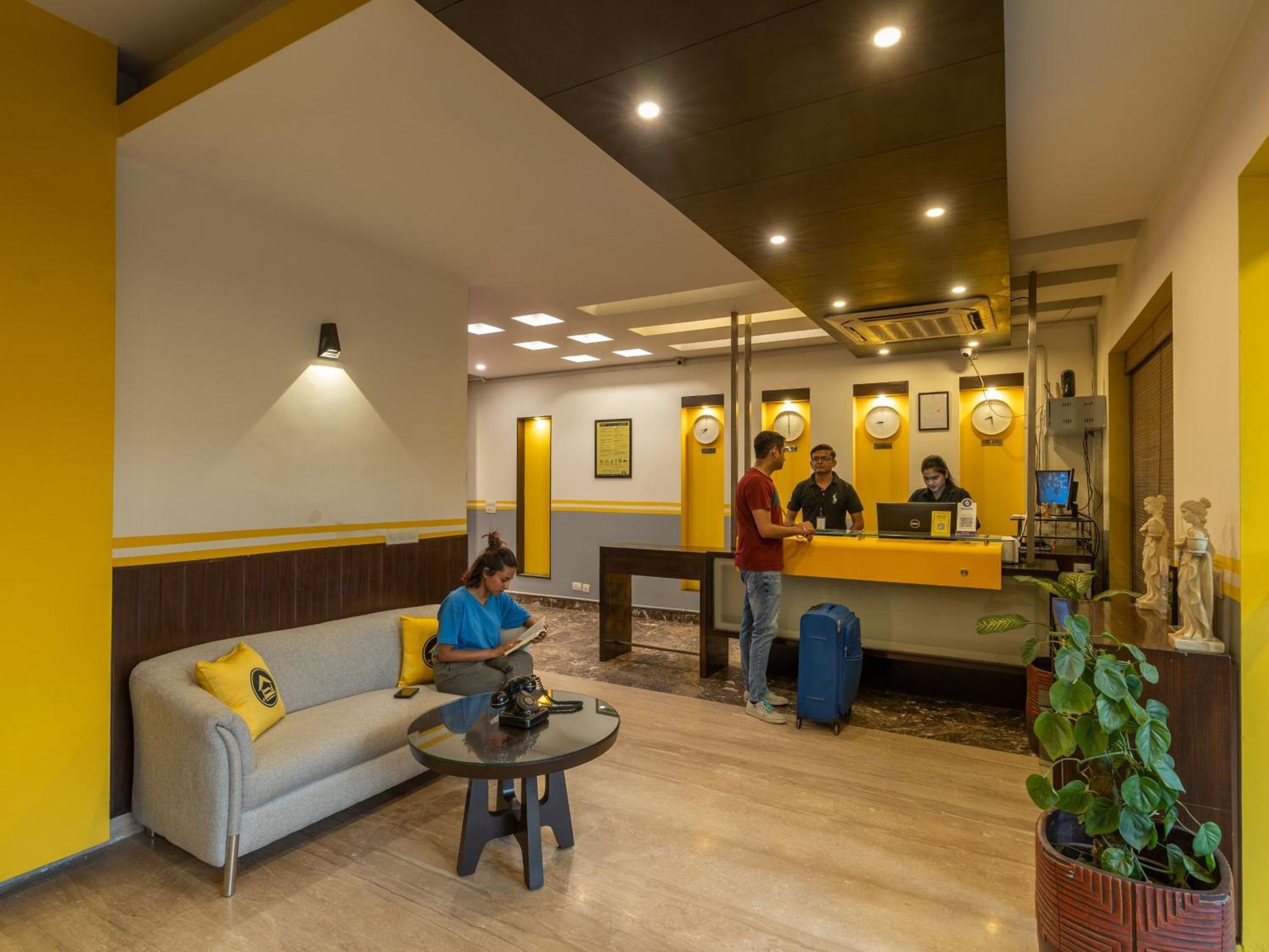 The Hosteller Delhi ニューデリー エクステリア 写真